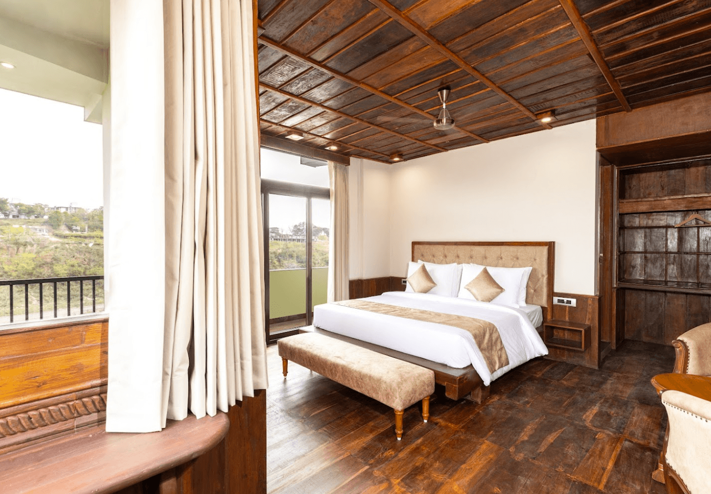 Signature Suite